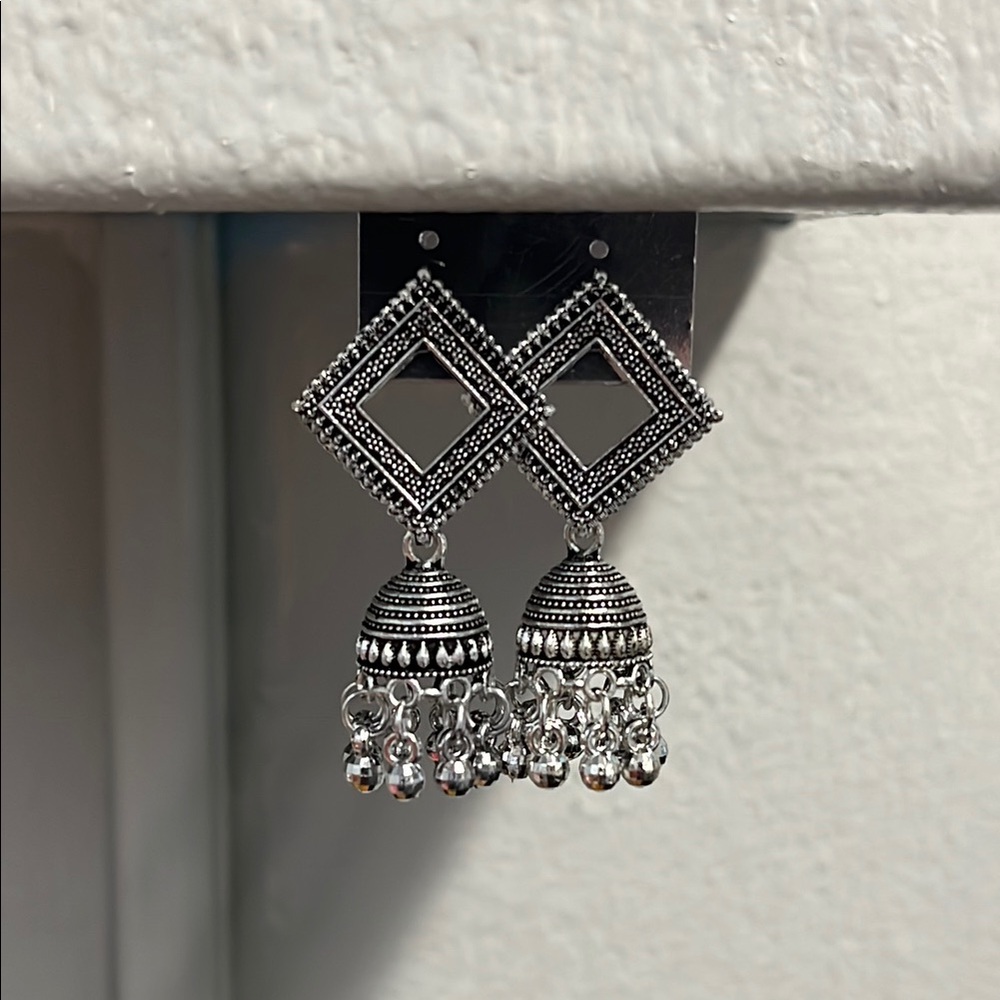 Elegant Silver Dangle Earrings